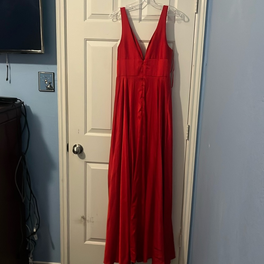 this is a party dress size 10 or medium wore one time